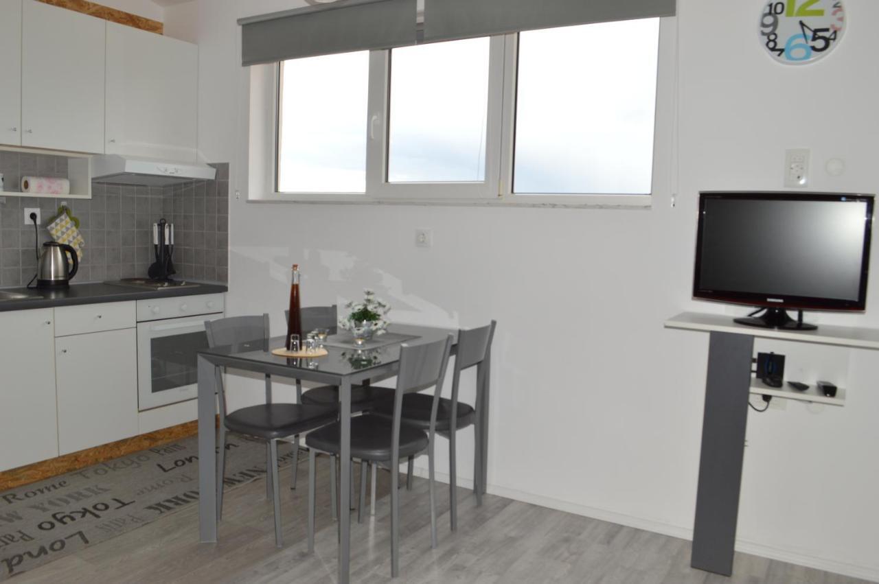 Apartman Luka Kastela Exterior photo