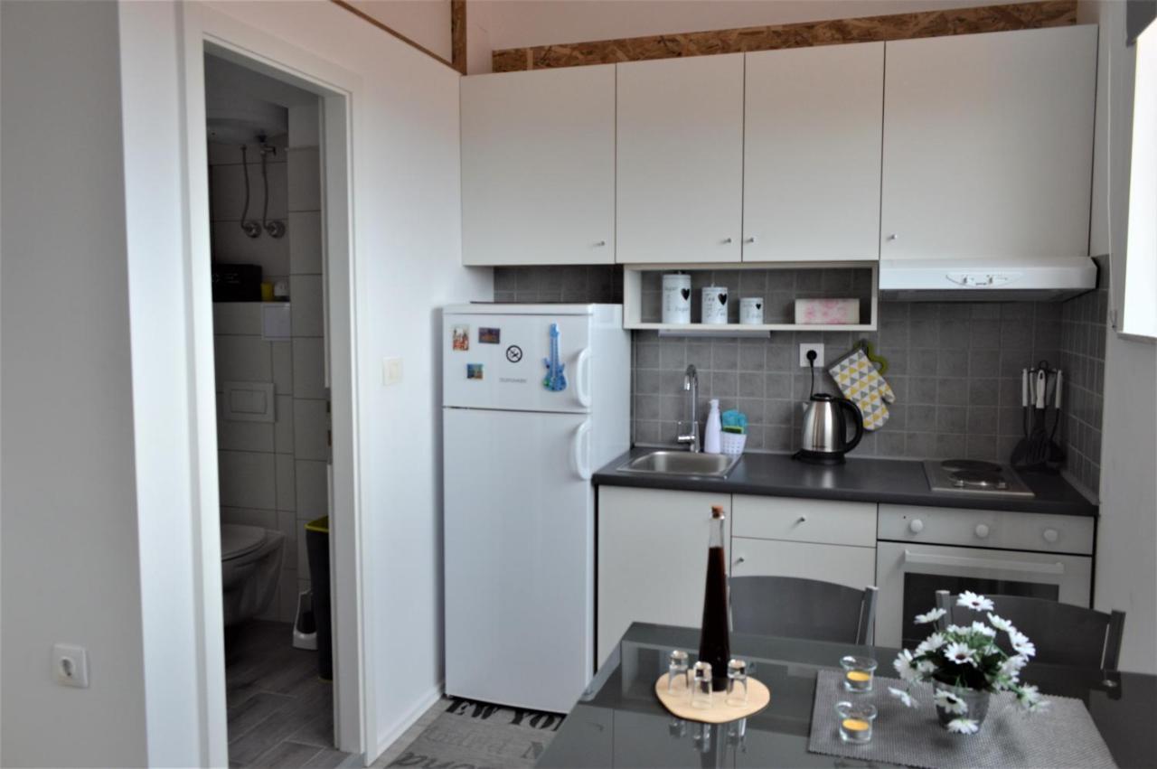 Apartman Luka Kastela Exterior photo