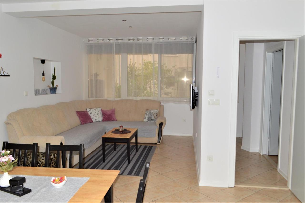 Apartman Luka Kastela Exterior photo