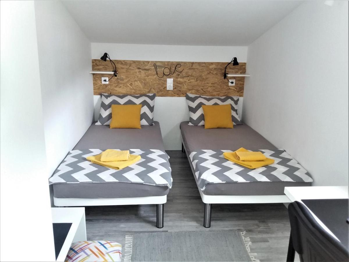Apartman Luka Kastela Exterior photo