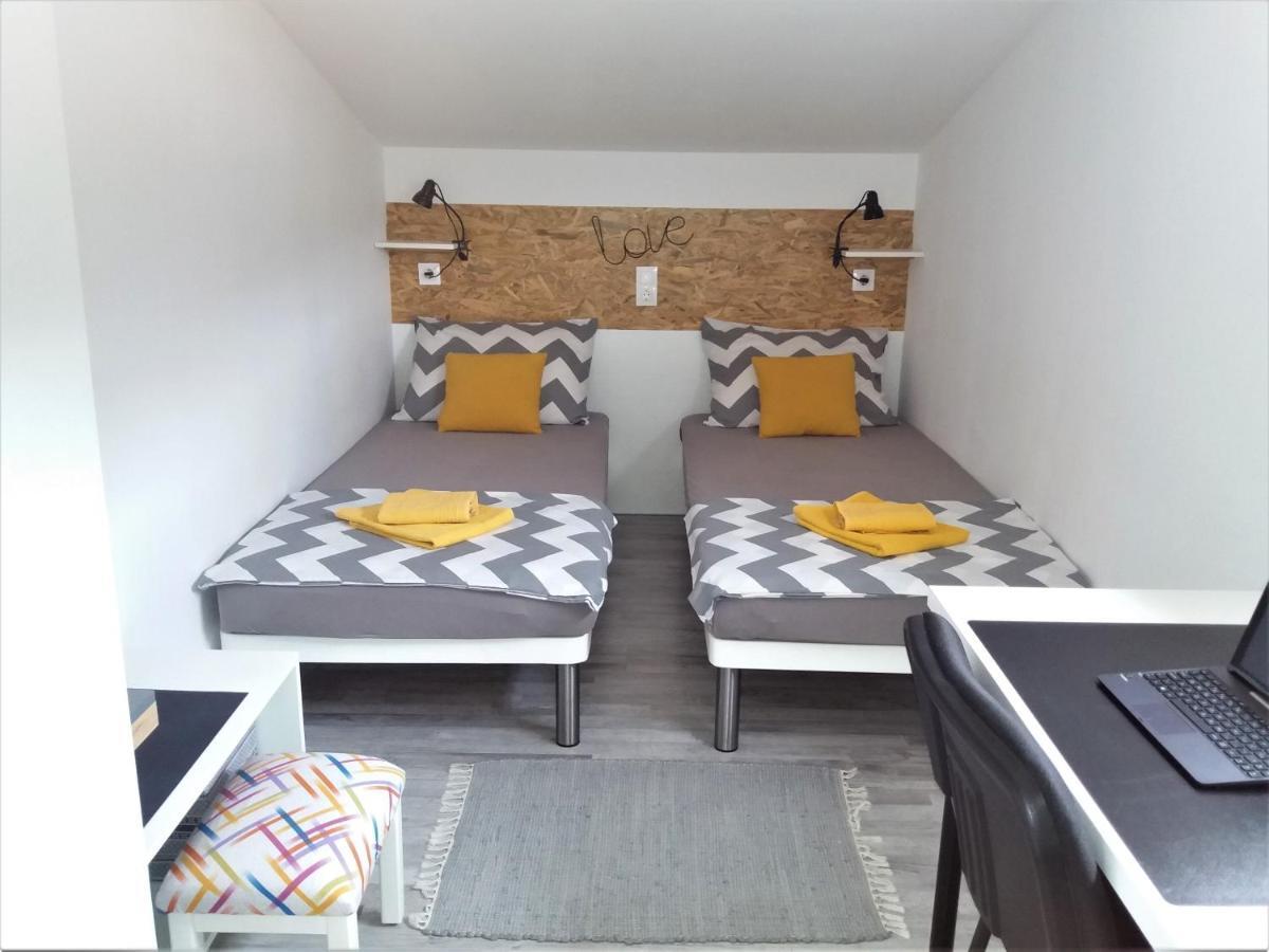 Apartman Luka Kastela Exterior photo
