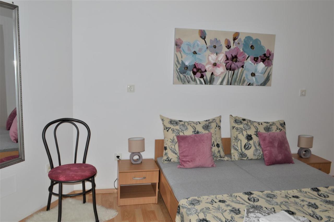 Apartman Luka Kastela Exterior photo